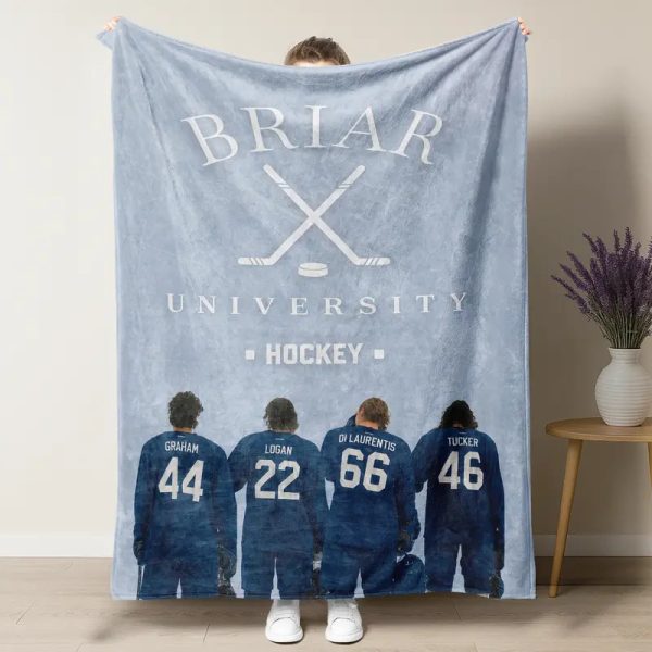 Off Campus Briar U Blanket